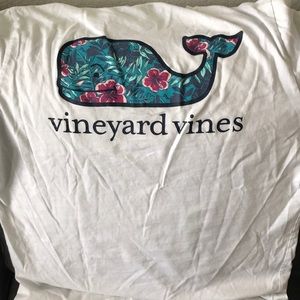 vineyard vines men’s tshirt